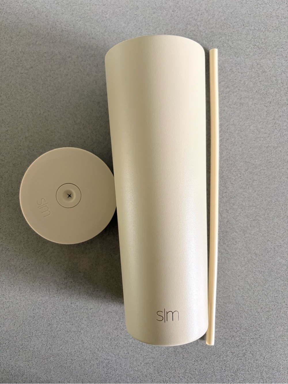 Simple Modern tumbler in Beige-Cream
